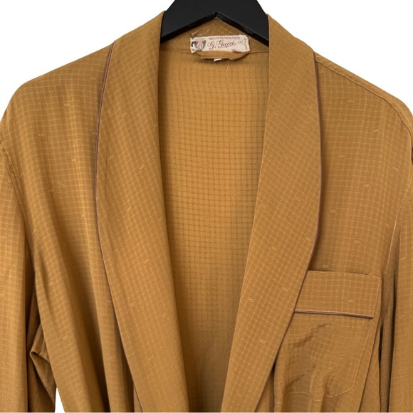 Gucci 1970s Vintage Men’s 52 Silk Robe Long Line Tonal Micro Logo Amber Tan - Picture 11 of 11